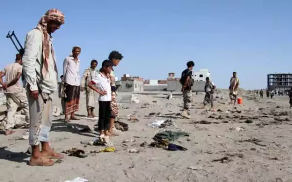 At least 30 soldiers dead in Yemen suicide blast